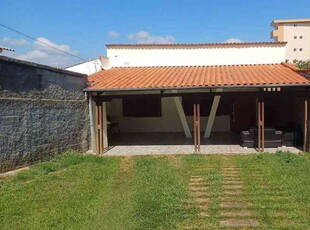 Casa com 3 quartos à venda no bairro Boa Vista, 200m²