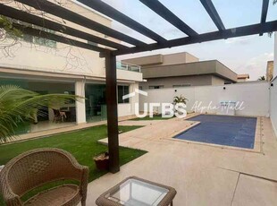 Casa com 4 quartos à venda no bairro Residencial Condomínio Jardim Veneza, 360m²