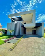 Casa com 4 quartos à venda no bairro Residencial Goiânia Golfe Clube, 420m²