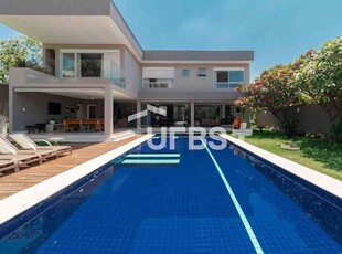 Casa com 5 quartos à venda no bairro Alphaville Flamboyant Residencial Araguaia, 1080m²