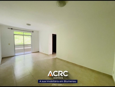 Apartamento no Bairro Itoupava Seca em Blumenau com 2 Dormitórios e 66 m²