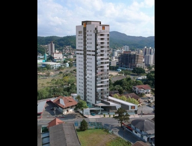 Apartamento no Bairro Vila Nova em Blumenau com 2 Dormitórios (2 suítes) e 83.4 m²