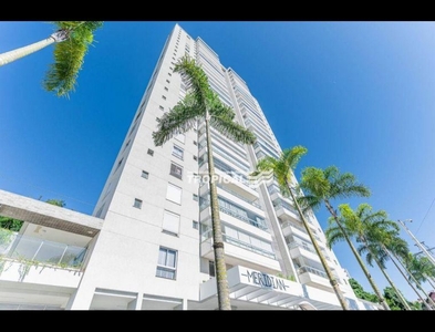 Apartamento no Bairro Vila Nova em Blumenau com 4 Dormitórios (3 suítes) e 169 m²