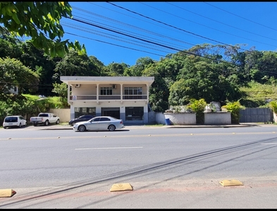 Outros Imóveis no Bairro Ponta Aguda em Blumenau com 5 Dormitórios (1 suíte) e 400 m²