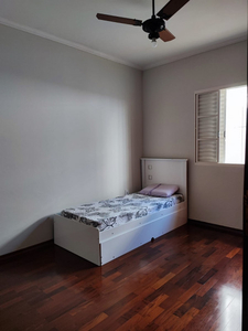 Quarto individual mobiliado ️‍