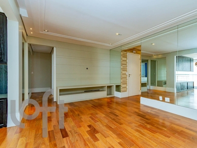 Apartamento à venda em Bom Retiro com 100 m², 3 quartos, 1 suíte, 2 vagas