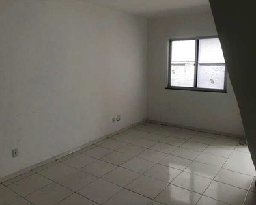 Apartamento à venda em condomínio com infraestrutura em Cordovil, Rio de Janeiro. À 5 minu