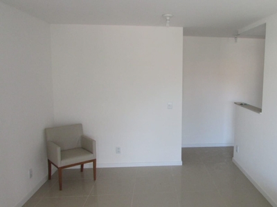 Apartamento à venda em Recreio dos Bandeirantes com 86 m², 2 quartos, 1 suíte, 1 vaga