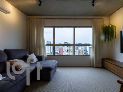 Apartamento à venda em Santo Amaro com 70 m², 2 quartos, 1 suíte, 1 vaga