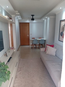 Apartamento à venda em Taquara com 59 m², 2 quartos, 1 suíte, 1 vaga