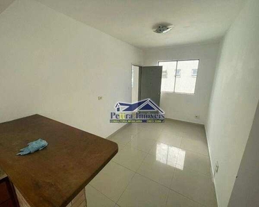 Apartamento com 2 dormitórios à venda, 63 m² por R$ 225.000,00 - Vila Guilhermina - Praia