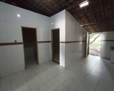 Casa escriturada com terreno 7 x 35 disponível no bairro Novo Paraíso / América / Siqueira