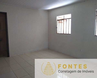 Casa mista 2 dormitórios(podendo dividir 1 ficando 3),sala, cozinha, lavanderia grande,(co