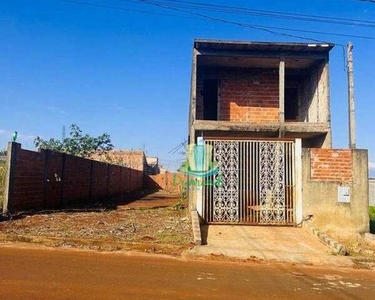 Sobrado com 3 dormitórios à venda com 157 m² por R$ 198.000 no Jardim Nova Andradina em Fo