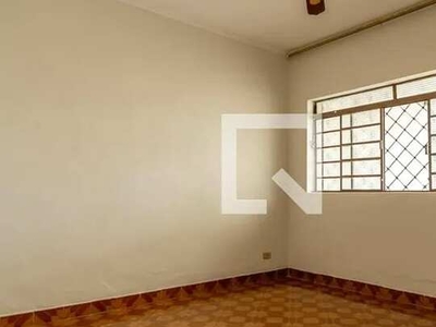 Casa para Aluguel - Vila Santa Catarinan, 2 Quartos, 78 m2