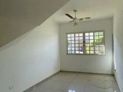 Casa Residencial com 3 quartos para alugar por R$ 1670.00, 160.00 m2 - JAMAICA - LONDRINA