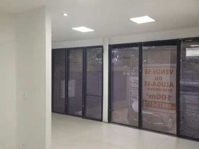 Ponto comercial/Loja/Sala à Venda, 100m2, Todo Reformado na Av. Tancredo Neves!