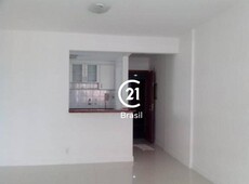 Apartamento com 2 quartos, 70 m², à venda por R$ 890.000 ou aluguel por R$ 2.800/mês