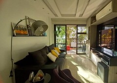 Apartamento à venda em Laranjeiras com 77 m², 2 quartos, 1 suíte, 1 vaga