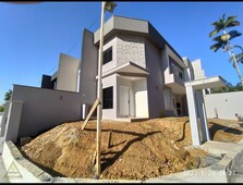 Casa no Bairro Itoupava Seca em Blumenau com 2 Dormitórios (2 suítes) e 100 m²