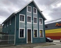 Excelente casa ideal para o seu comércio!!!