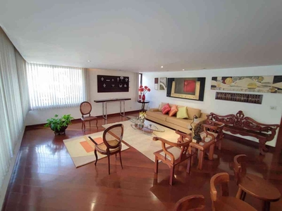 Apartamento com 4 quartos à venda no bairro Gutierrez, 242m²