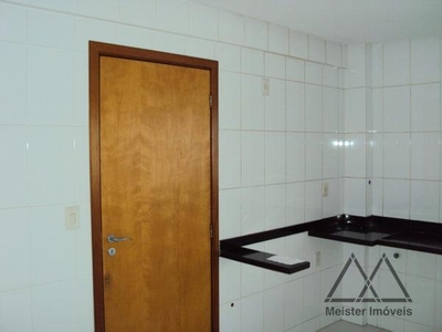 Apartamento com 3 quartos à venda, 116.5m²