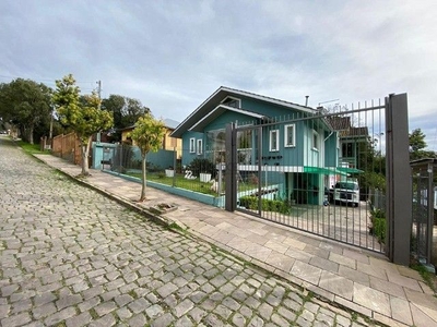 Casa à venda, 5 quartos, 1 suíte, 4 vagas, Chácaras - Garibaldi/RS
