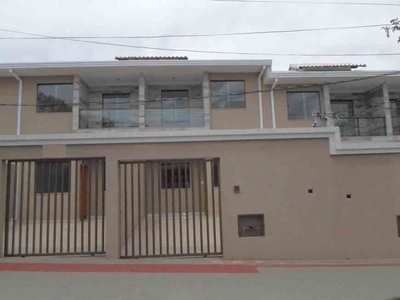 Casa com 3 quartos à venda no bairro Itapoã, 122m²