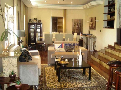 Casa com 4 quartos à venda no bairro Mangabeiras, 381m²