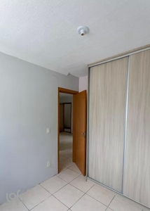 Apartamento à venda em Bandeirantes com 47 m², 2 quartos, 1 vaga