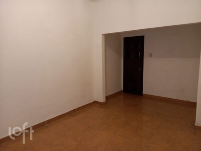 Apartamento à venda em Grajaú com 53 m², 2 quartos