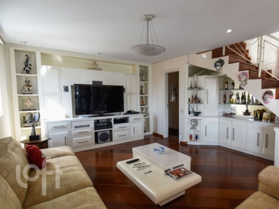 Apartamento à venda em Pinheiros com 374 m², 4 quartos, 4 suítes, 4 vagas