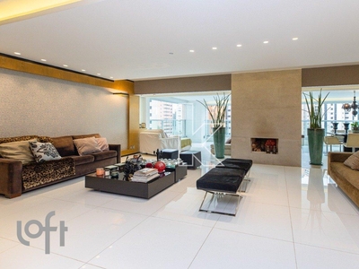 Apartamento à venda em Campo Belo com 335 m², 4 quartos, 4 suítes, 4 vagas