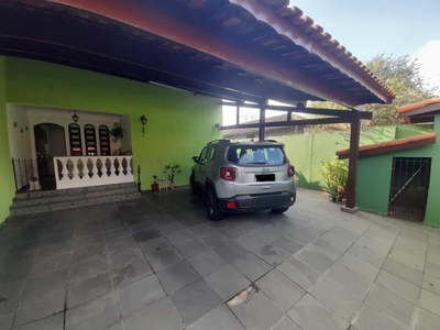 Casa para Venda no bairro Vila Figueira, localizado na cidade de Suzano / SP.