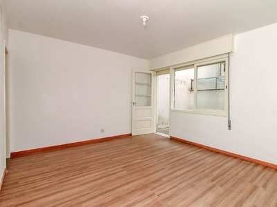 Apartamento à venda por R$ 135.001
