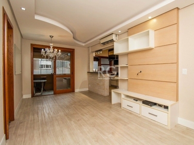 Apartamento à venda por R$ 400.000