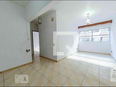 Apartamento com 2 quartos à venda no bairro Carlos Prates, 68m²