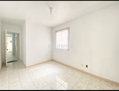 Apartamento no Bairro Progresso em Blumenau com 2 Dormitórios e 46 m²