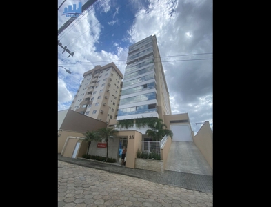 Apartamento no Bairro Vila Nova em Blumenau com 2 Dormitórios (2 suítes)