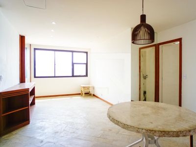 APARTAMENTO no 22º andar com 2 dormitórios e 2 garagens