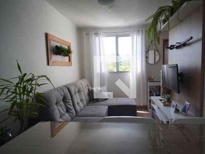 APARTAMENTO no 5º andar com 2 dormitórios e 1 garagem