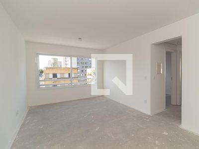 APARTAMENTO no 5º andar com 2 dormitórios e 1 garagem