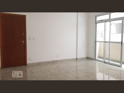 APARTAMENTO no 1º andar com 3 dormitórios e 2 garagens