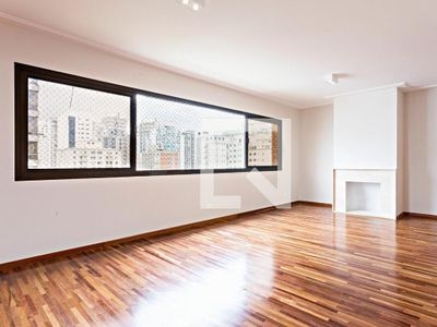 APARTAMENTO no 10º andar com 3 dormitórios e 3 garagens