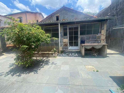 Casa com 3 quartos à venda no bairro Piratininga (venda Nova), 250m²