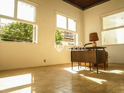 Casa de Condomínio à venda por R$ 1.130.000