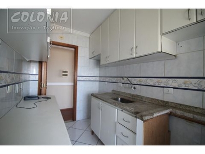 Apartamento com 3 Quartos e 1 banheiro à Venda, 65 m² por R$ 310.000