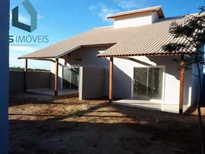 Casa com 2 quartos à venda em guriri, cabo frio , 75 m2 por r$ 240.000