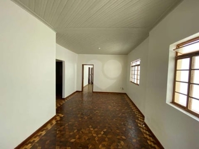 Casa com 3 quartos para alugar na rua piedade, 101, centro, lençóis paulista, 181 m2 por r$ 4.000